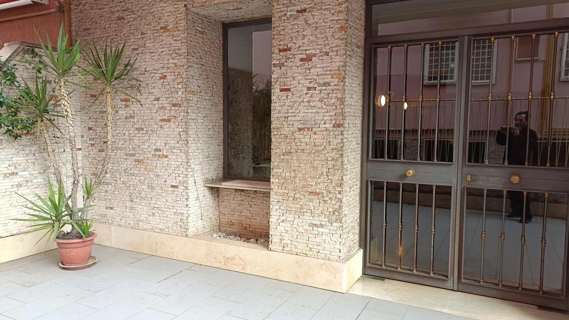 Vatican Treasure Garden Rome Apartment